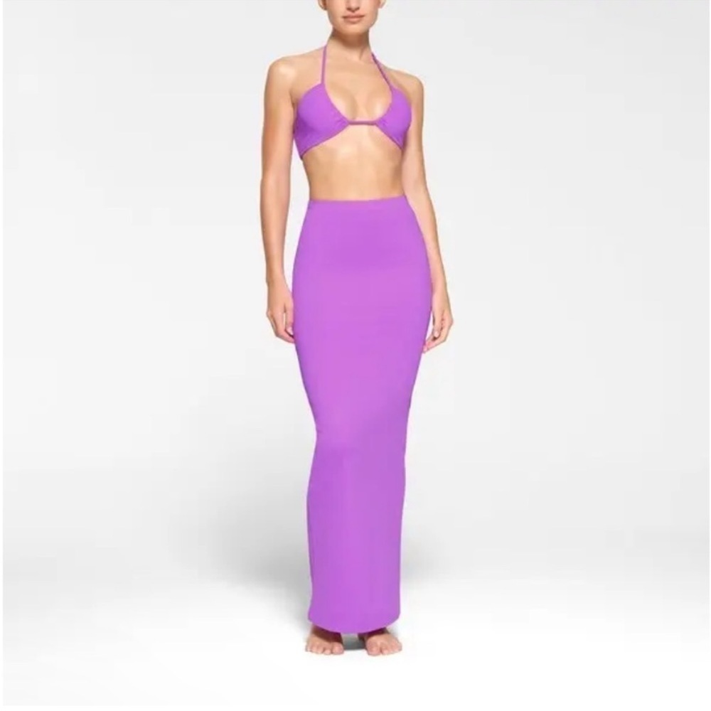 SKIMS Swim Cut Out Long Tube Skirt in Violet Size XXS SKU: 63R